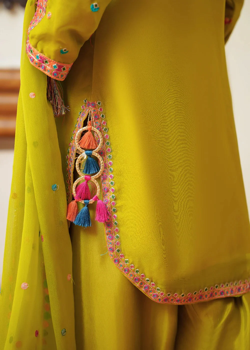 Irha Dhani - Image 7