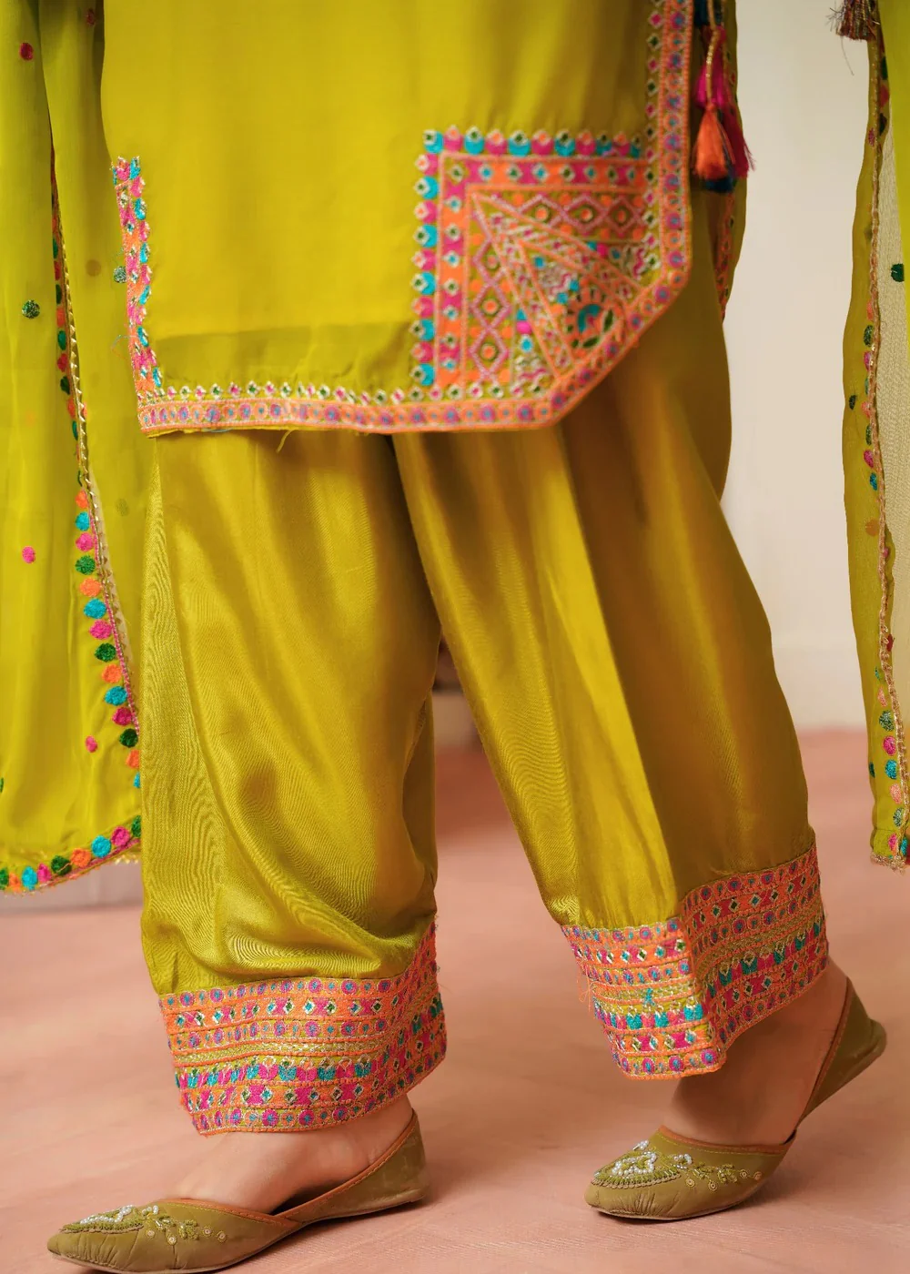 Irha Dhani - Image 6