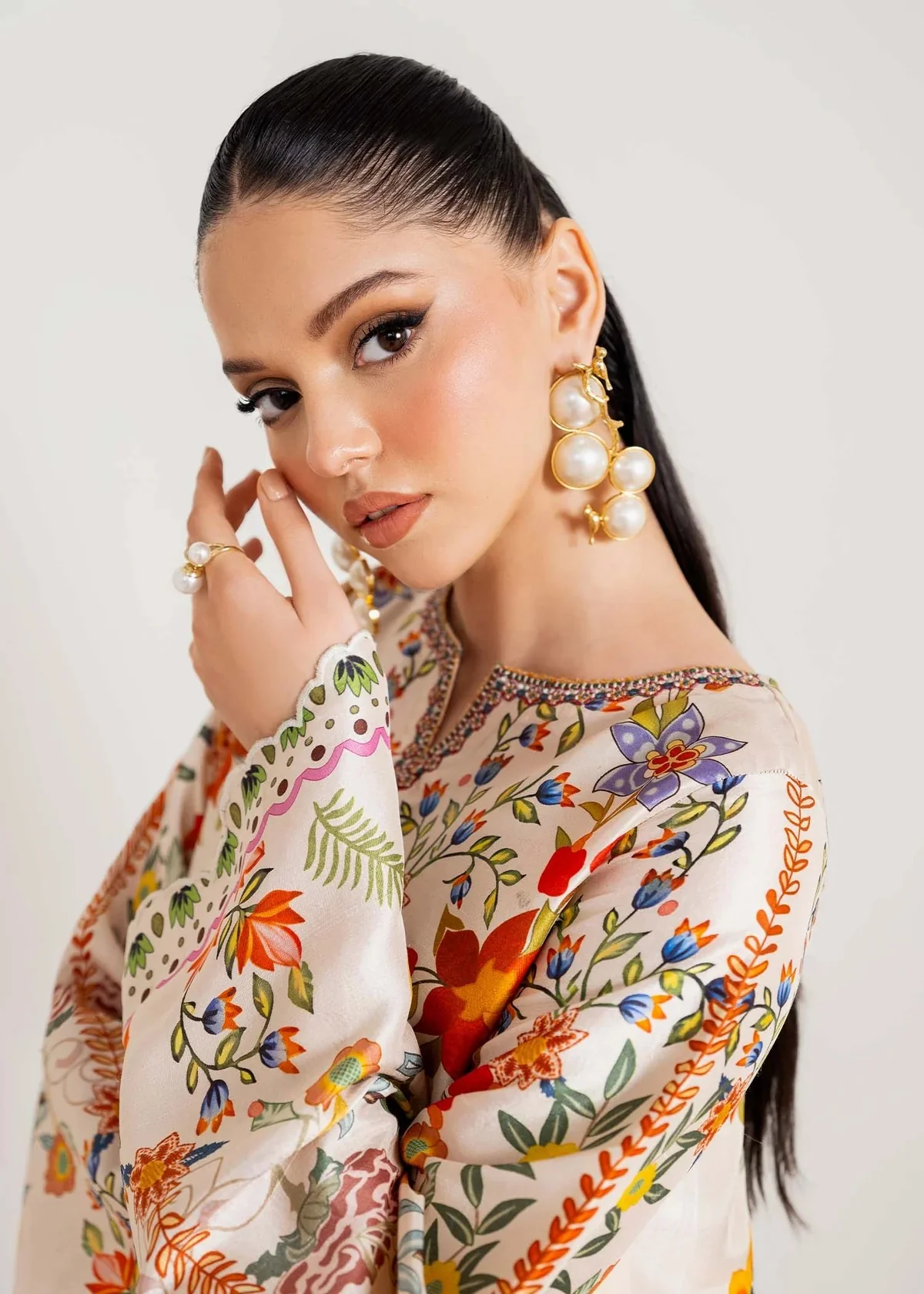 Saraphine Beige